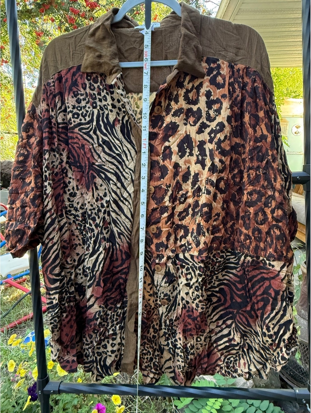 Webedoo Women's Animal Print Button-Up Shirt 2X